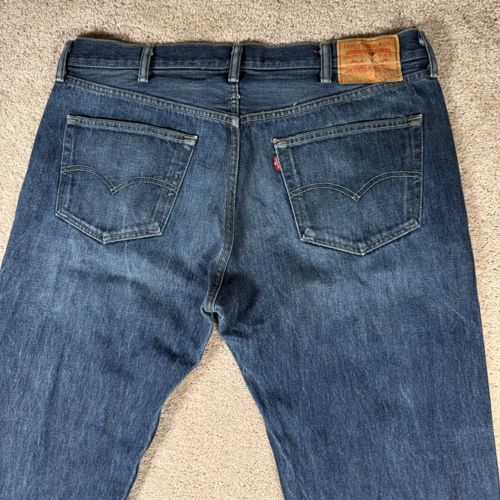 Levis 501‎ Original Fit Jeans Mens 40x32 Dark Wash Blue Denim Button Fly